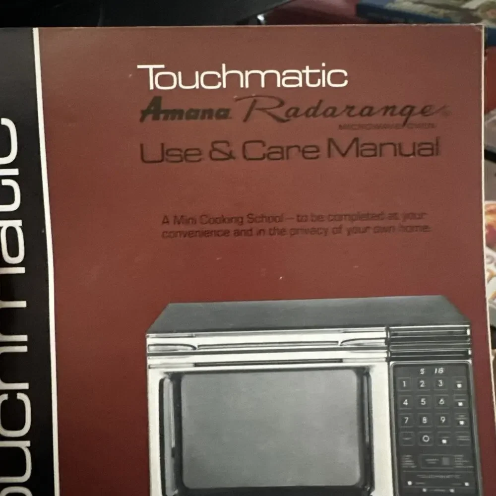 Introduction to Cooking with the‎ Amana Radarange Microwave Oven Cookbook 1980
